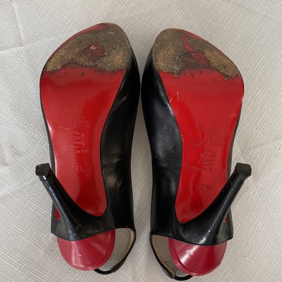 Peeped toe sling back 4.5”Christan Louboutin. Black leather EU35.5. - Picture 5 of 6